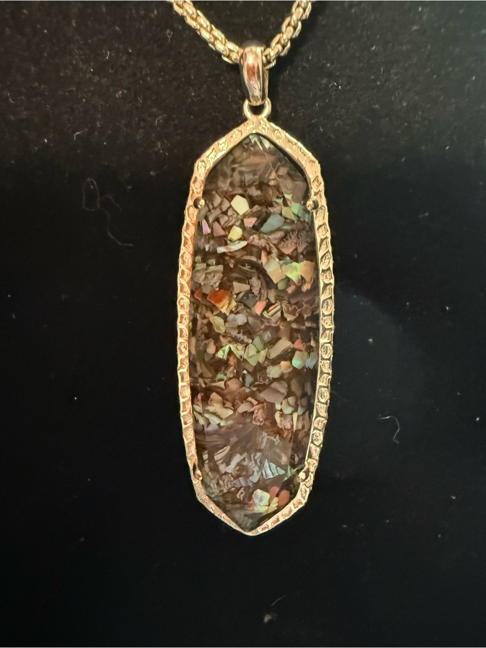 Kendra Scott Gold-Tone Crushed Abalone Layden Necklace. Limited Edition - Picture 2 of 7